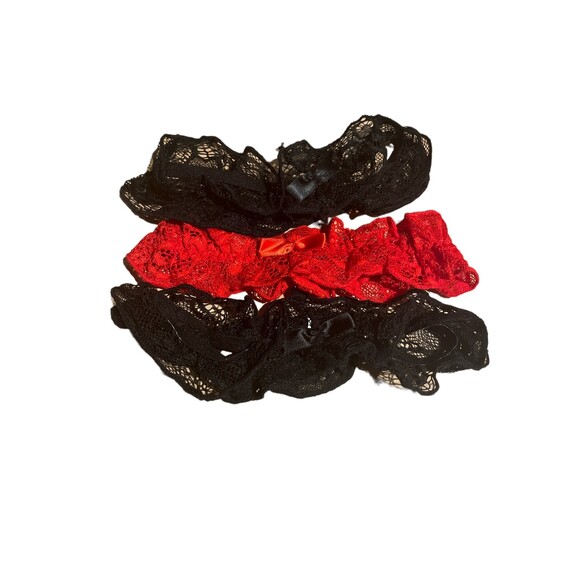 3 Lace Garters - Picture 1 of 1
